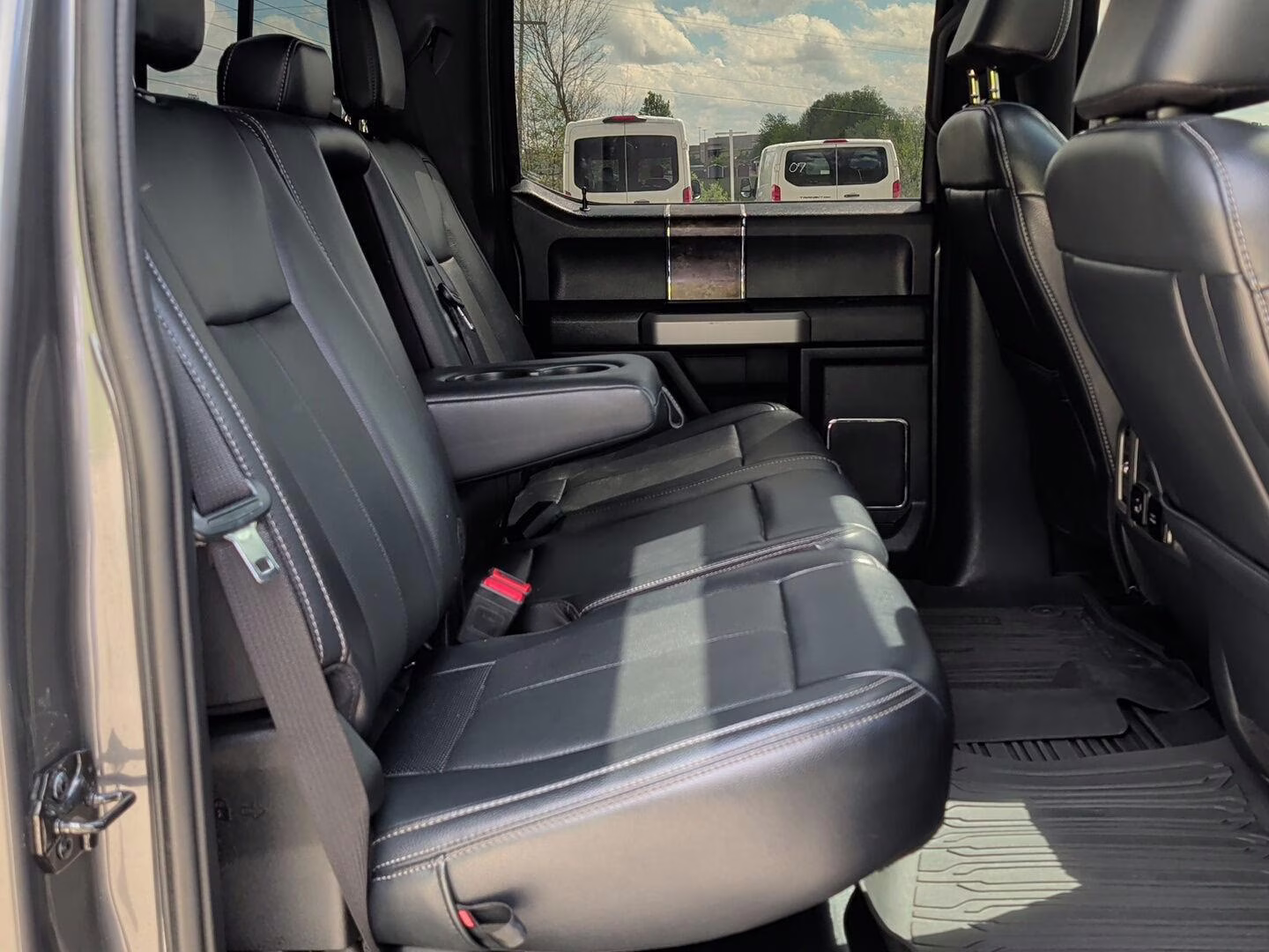 2022 Carbonized Gray Ford Super Duty F-250 SRW Lariat 4X4 Truck