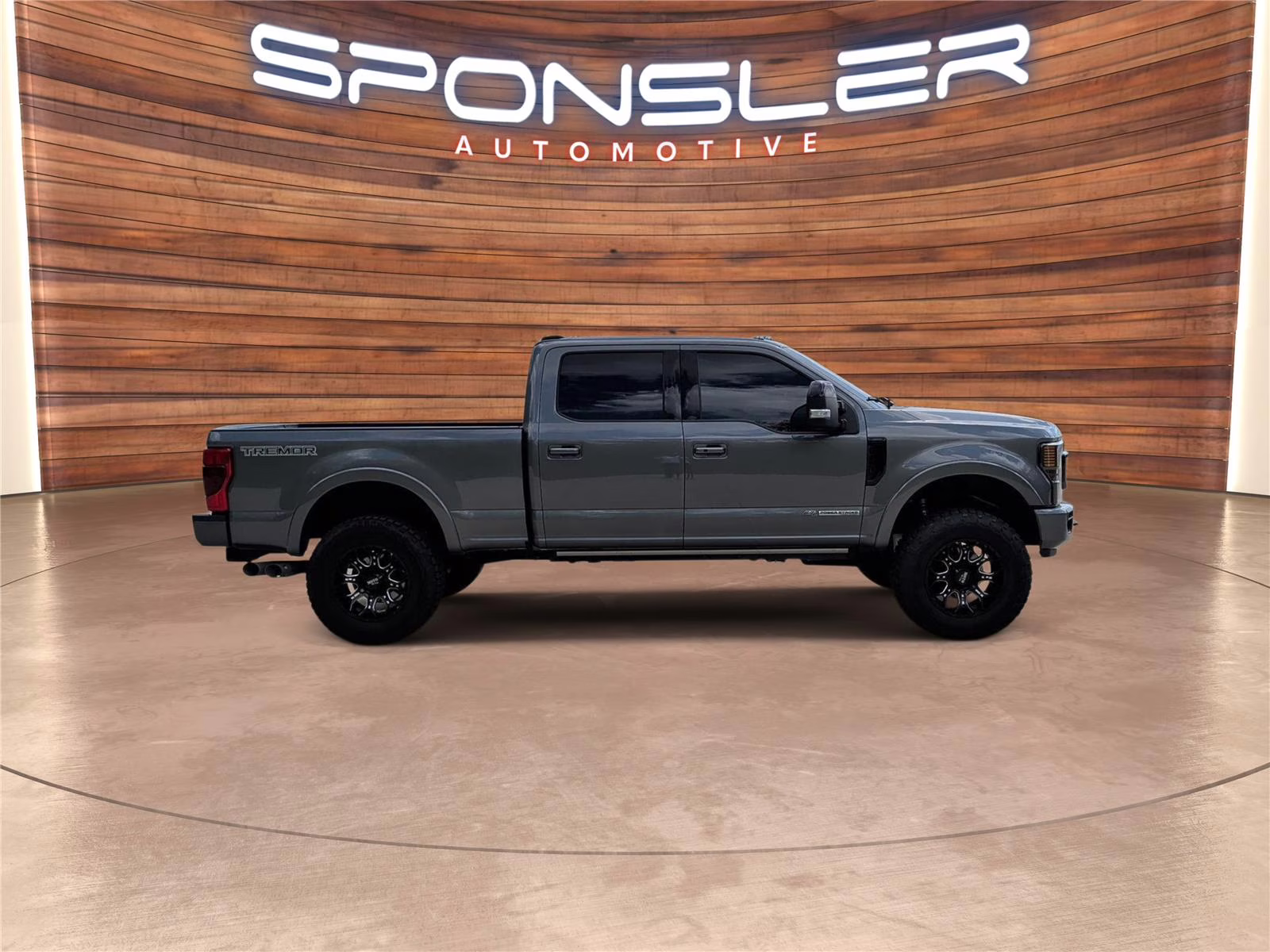 2022 Carbonized Gray Ford Super Duty F-250 SRW Lariat 4X4 Truck