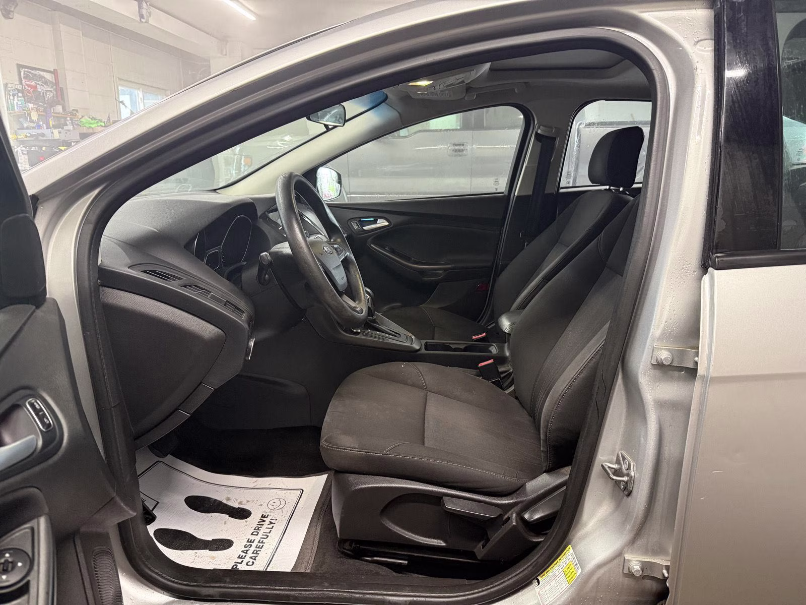 2017 Ingot Silver Metallic Ford Focus SEL FWD Sedan