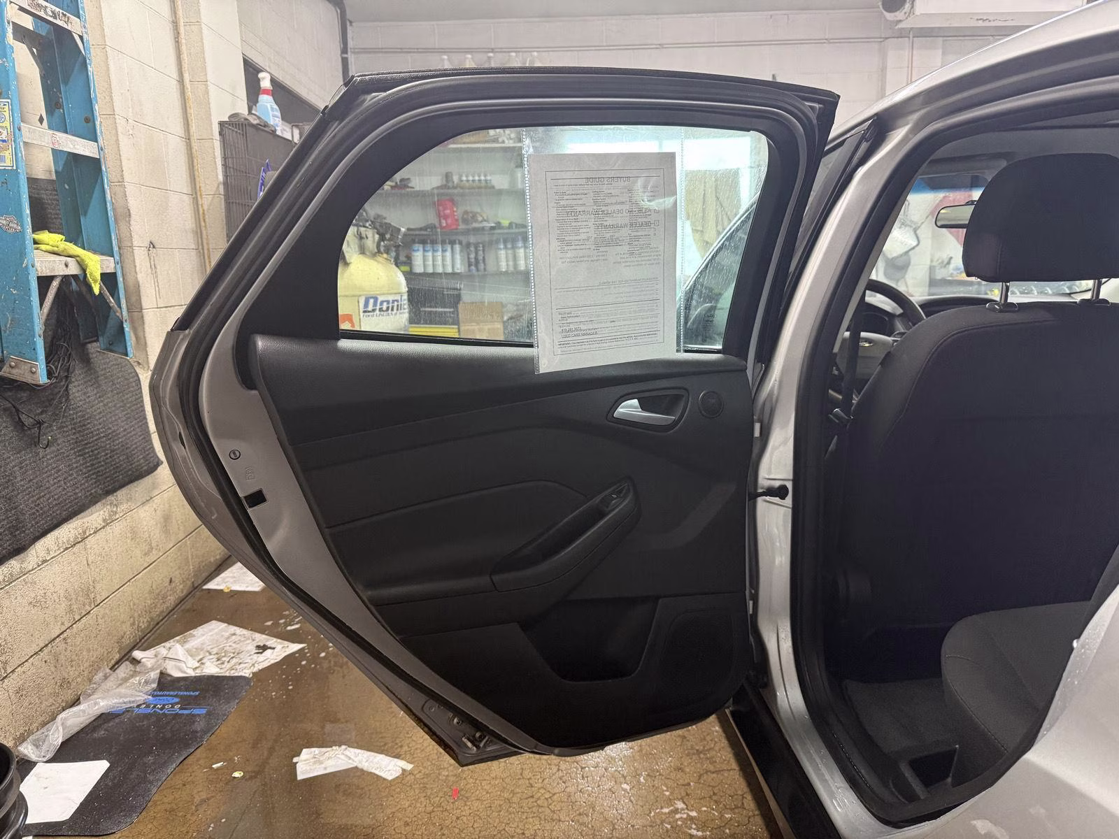 2017 Ingot Silver Metallic Ford Focus SEL FWD Sedan