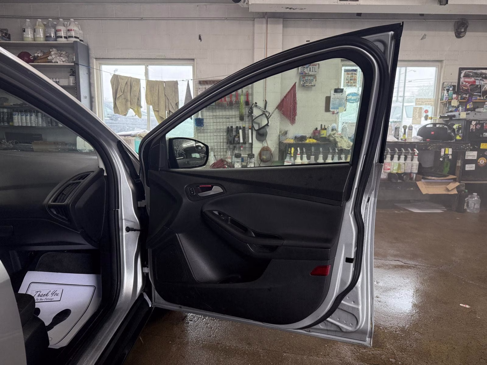 2017 Ingot Silver Metallic Ford Focus SEL FWD Sedan
