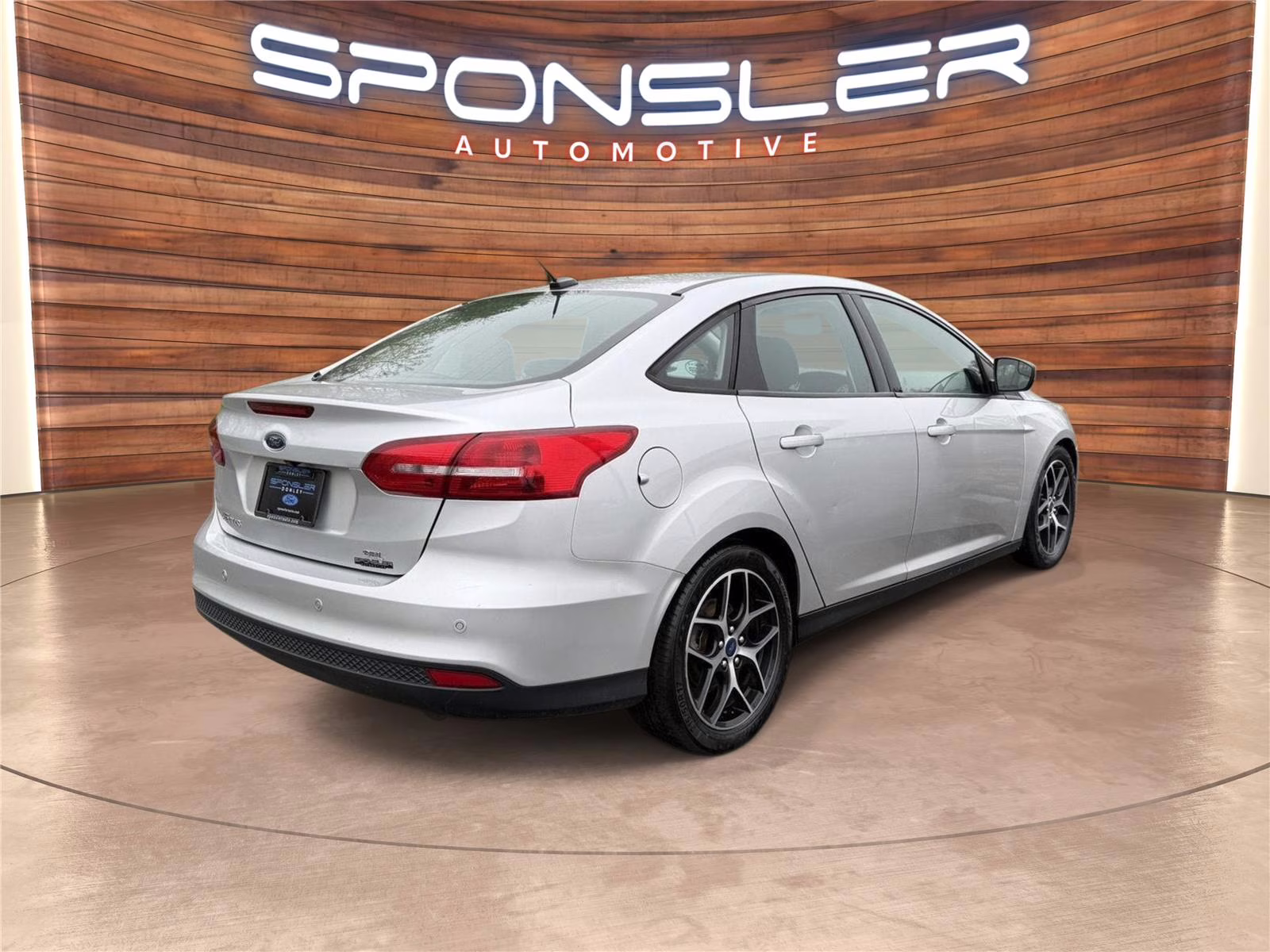 2017 Ingot Silver Metallic Ford Focus SEL FWD Sedan