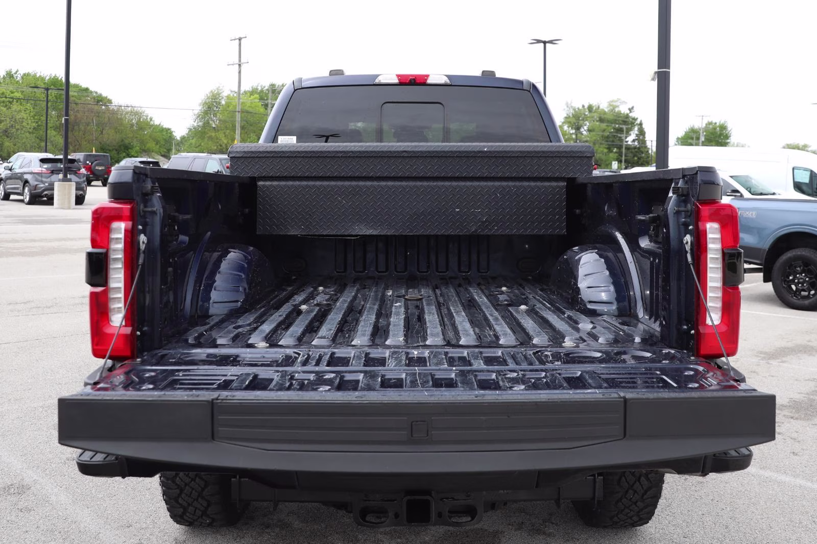 2023 Antimatter Blue Metallic Ford Super Duty F-350 SRW LARIAT 4X4 Truck