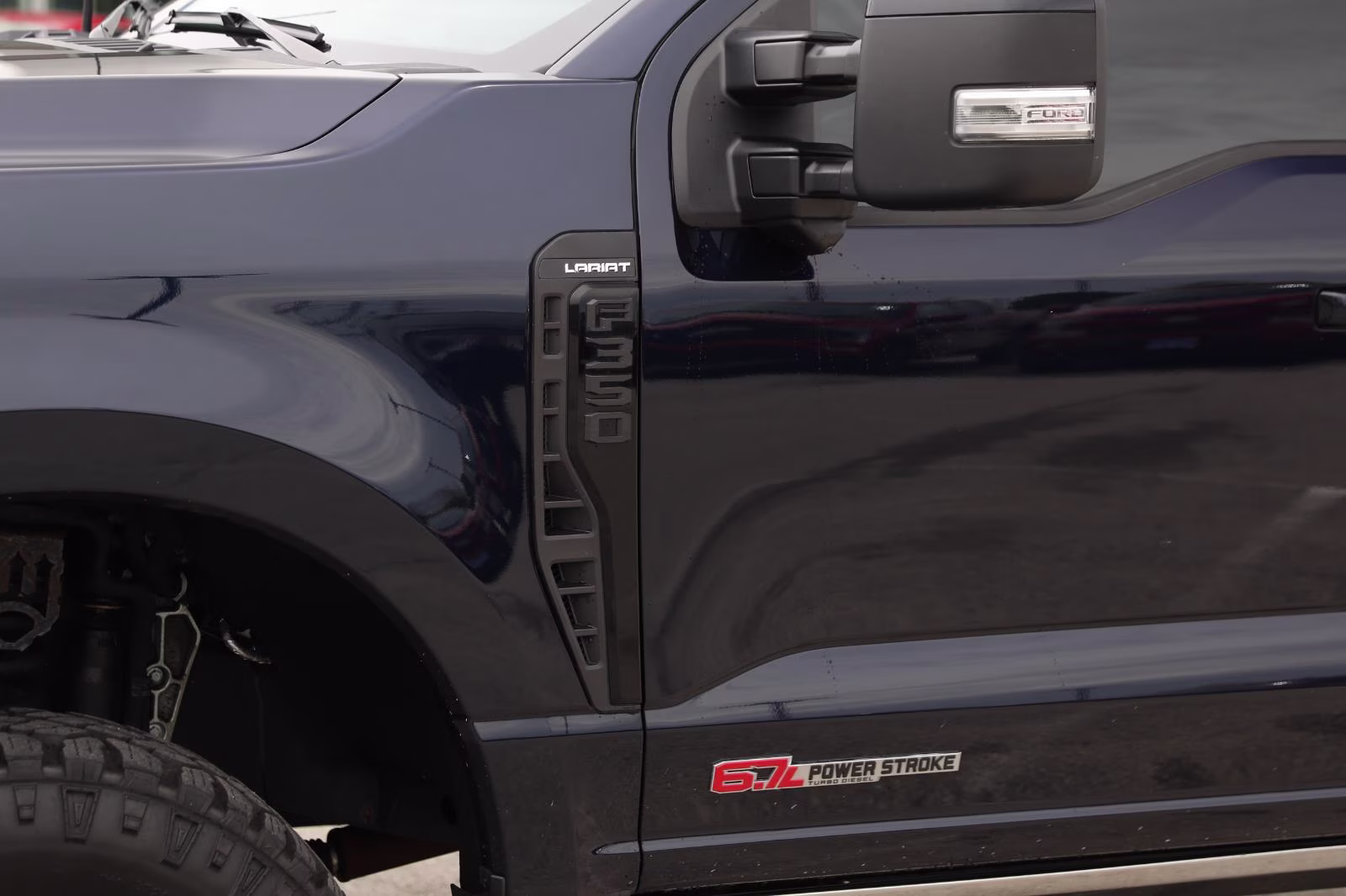 2023 Antimatter Blue Metallic Ford Super Duty F-350 SRW LARIAT 4X4 Truck