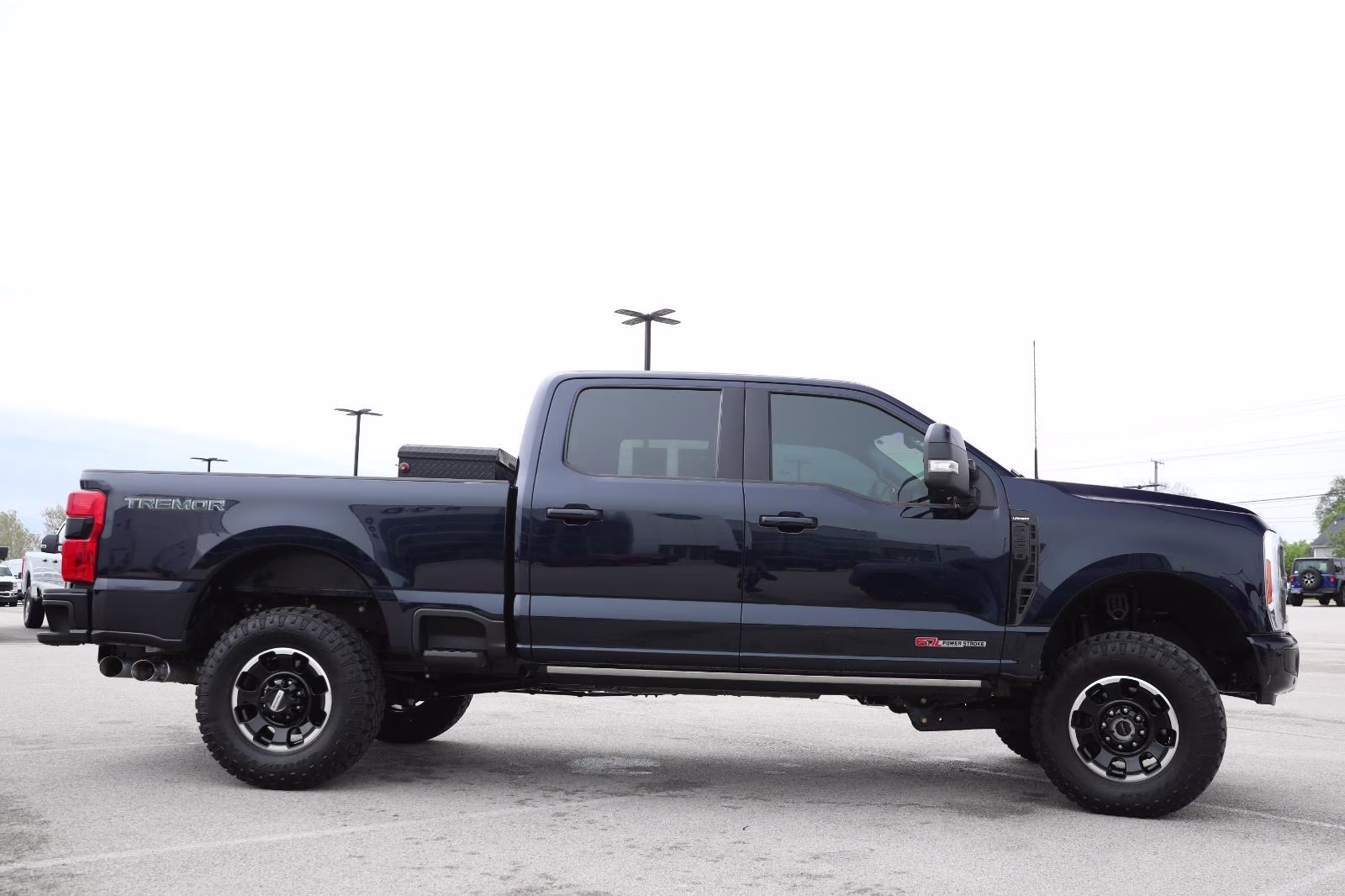 2023 Antimatter Blue Metallic Ford Super Duty F-350 SRW LARIAT 4X4 Truck