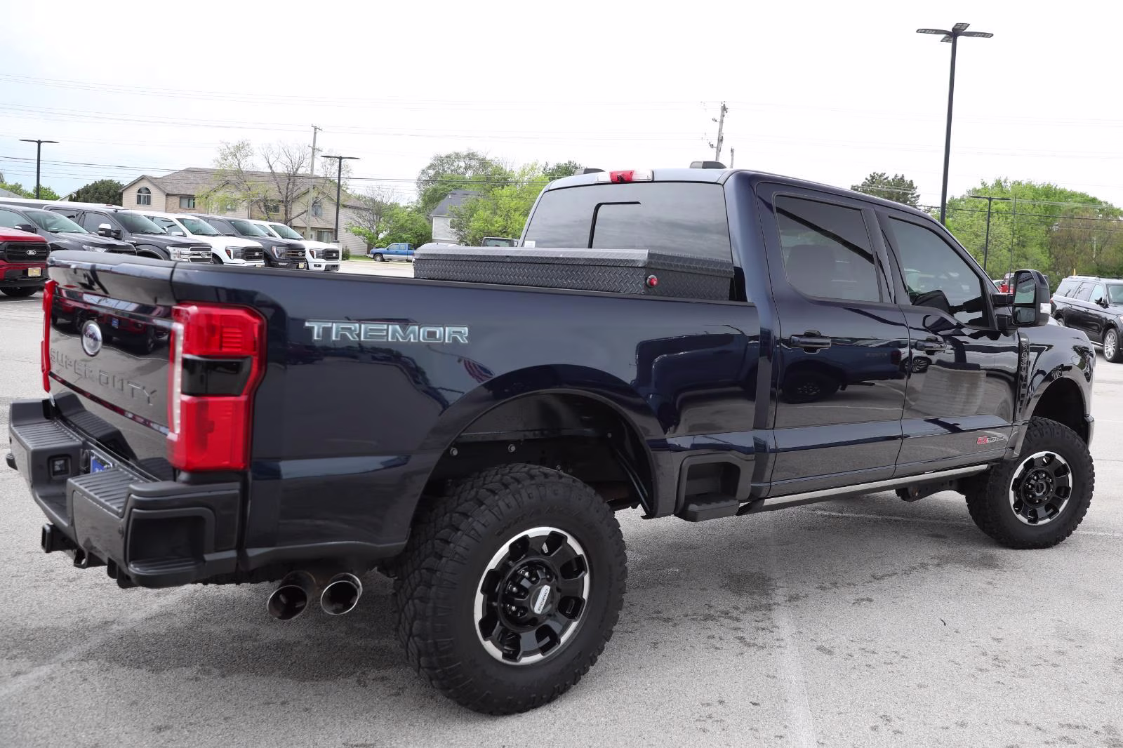 2023 Antimatter Blue Metallic Ford Super Duty F-350 SRW LARIAT 4X4 Truck