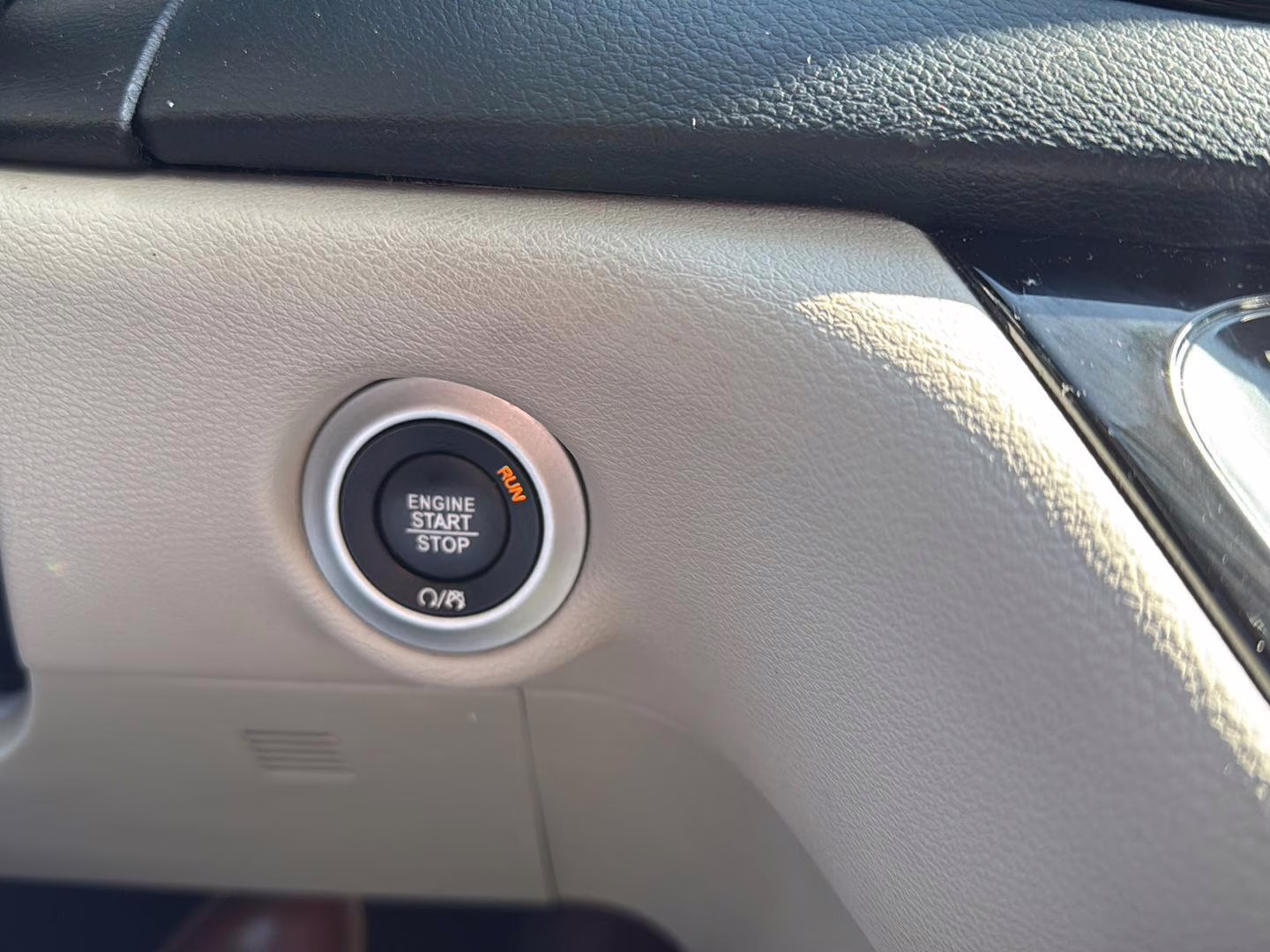 2018 Velvet Red Pearlcoat Chrysler Pacifica Touring Plus FWD Van