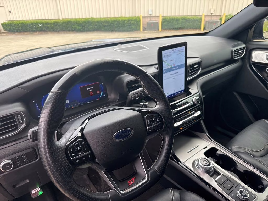 2021 Atlas Blue Metallic Ford Explorer ST 4X4 SUV