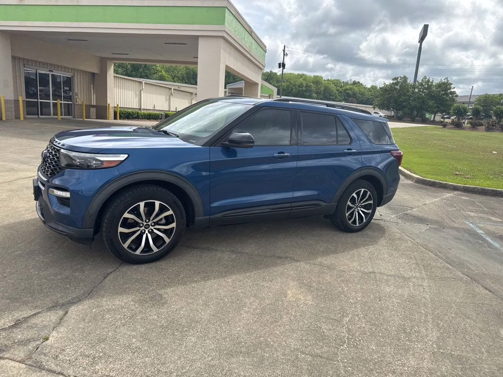 2021 Atlas Blue Metallic Ford Explorer ST 4X4 SUV