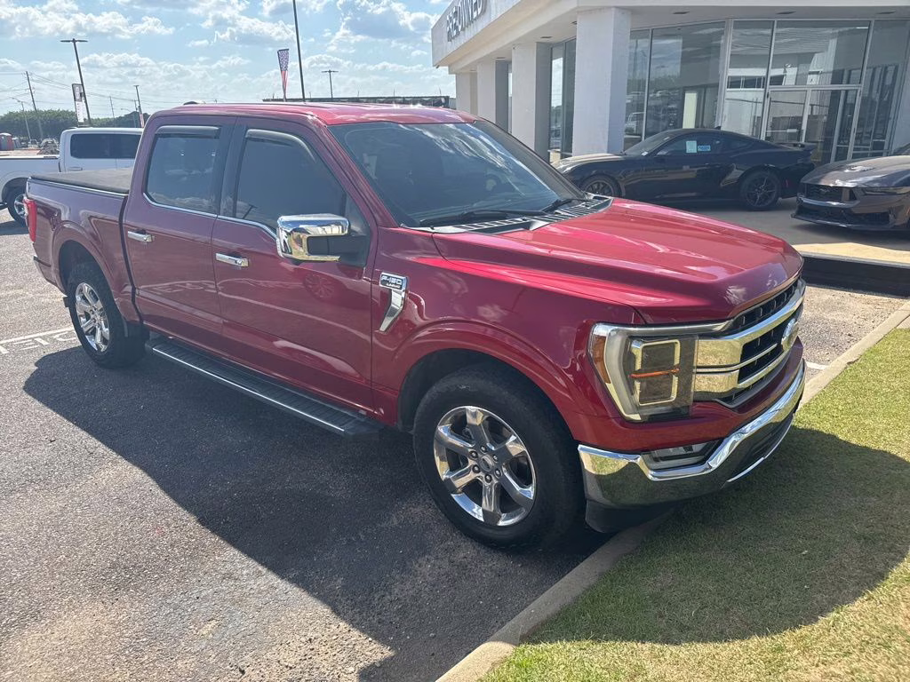 2021 Rapid Red Metallic Tinted Clearcoat Ford F-150 Lariat RWD Truck