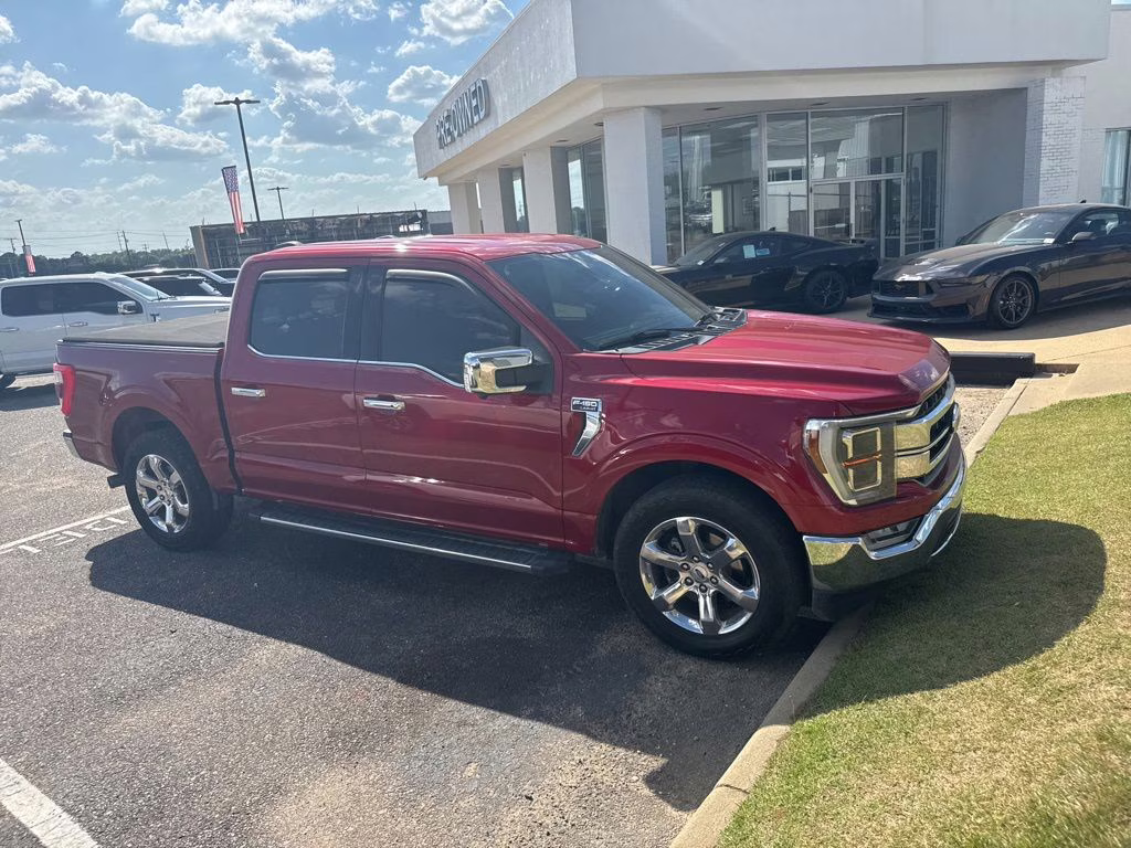 2021 Rapid Red Metallic Tinted Clearcoat Ford F-150 Lariat RWD Truck