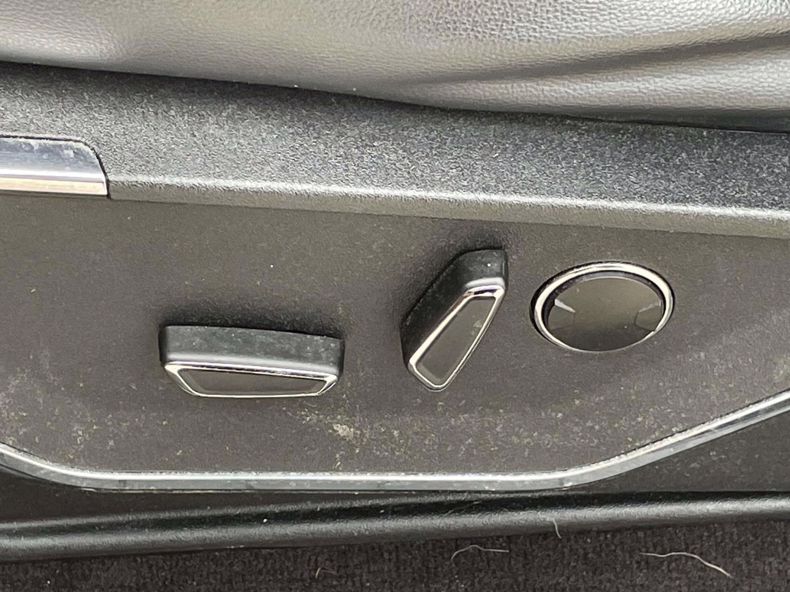 2021 Rapid Red Metallic Tinted Clearcoat Ford F-150 Lariat RWD Truck