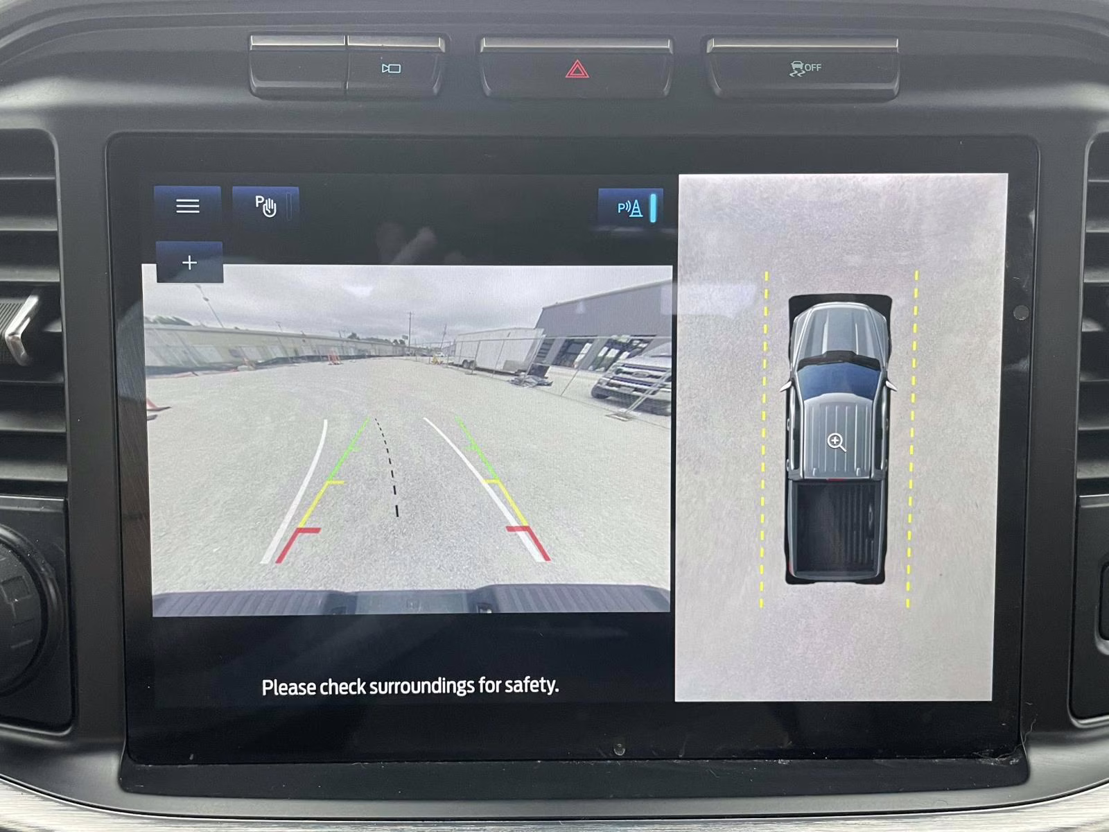 2021 Rapid Red Metallic Tinted Clearcoat Ford F-150 Lariat RWD Truck