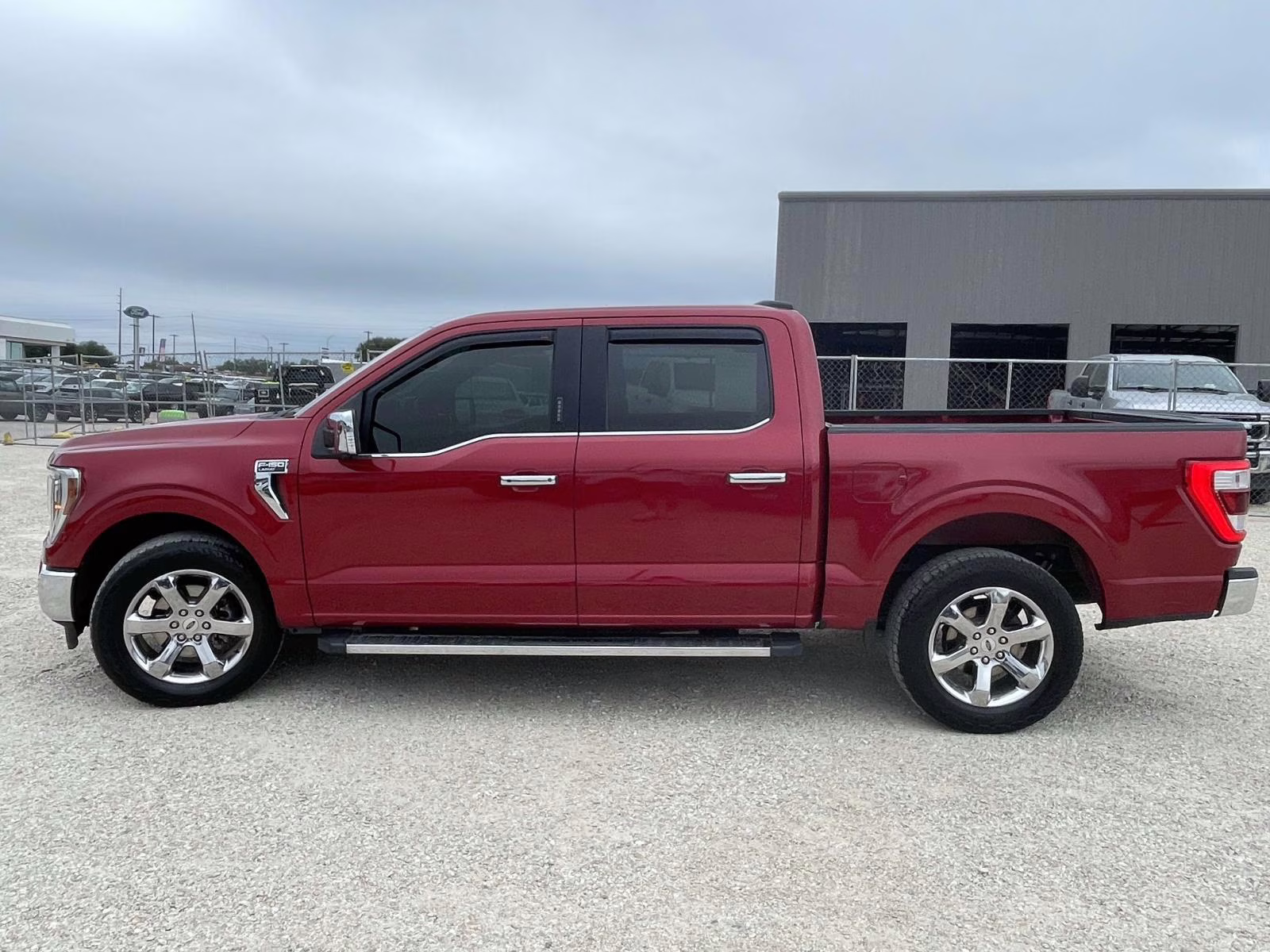 2021 Rapid Red Metallic Tinted Clearcoat Ford F-150 Lariat RWD Truck