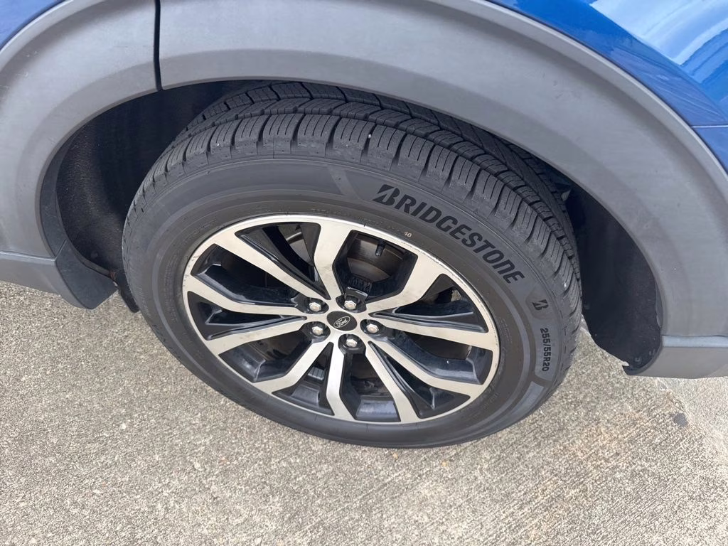 2021 Atlas Blue Metallic Ford Explorer ST 4X4 SUV