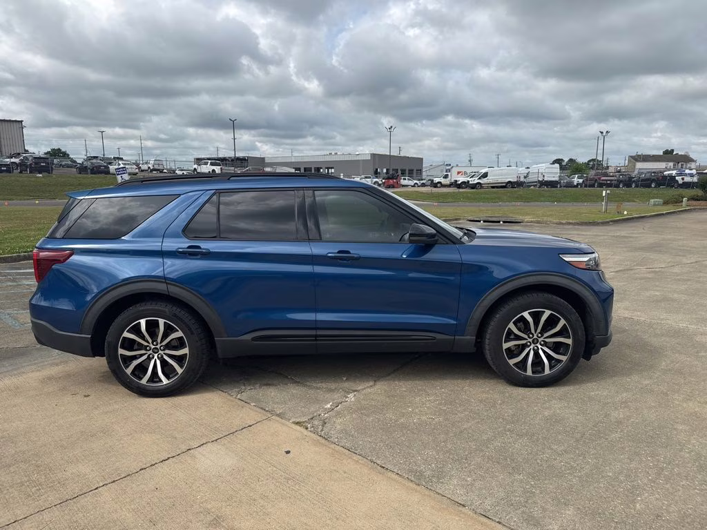 2021 Atlas Blue Metallic Ford Explorer ST 4X4 SUV