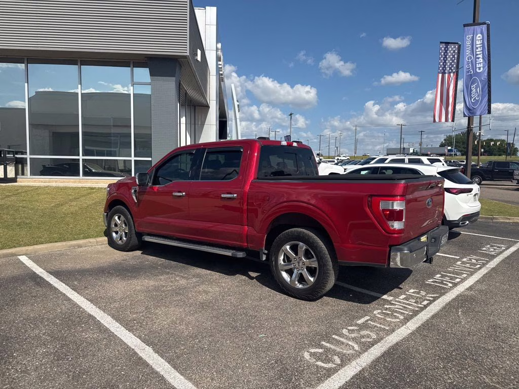2021 Rapid Red Metallic Tinted Clearcoat Ford F-150 Lariat RWD Truck