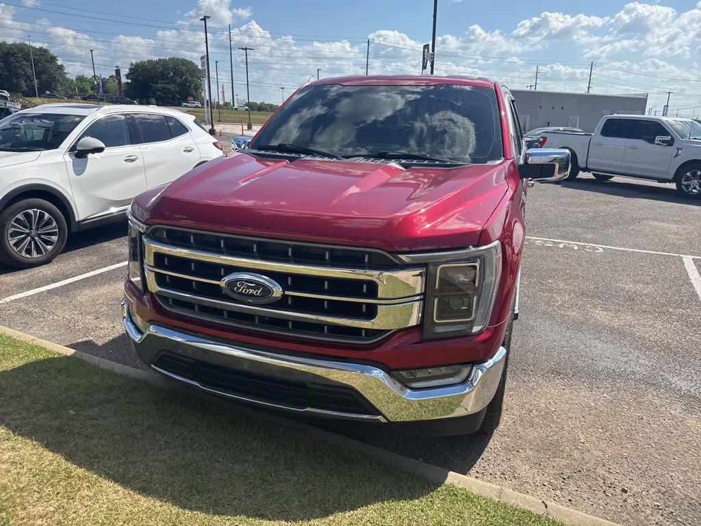 2021 Rapid Red Metallic Tinted Clearcoat Ford F-150 Lariat RWD Truck