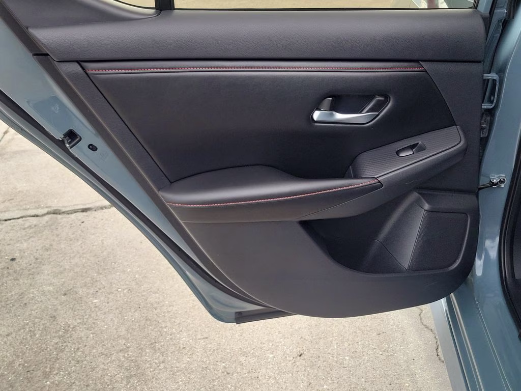 2024 Atlantic Gray Metallic/Super Black Nissan Sentra SR FWD Sedan