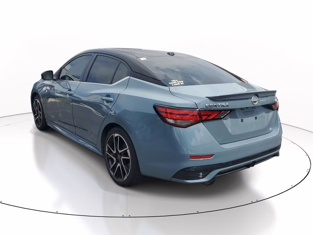 2024 Atlantic Gray Metallic/Super Black Nissan Sentra SR FWD Sedan