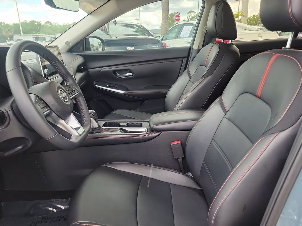 2024 Atlantic Gray Metallic/Super Black Nissan Sentra SR FWD Sedan