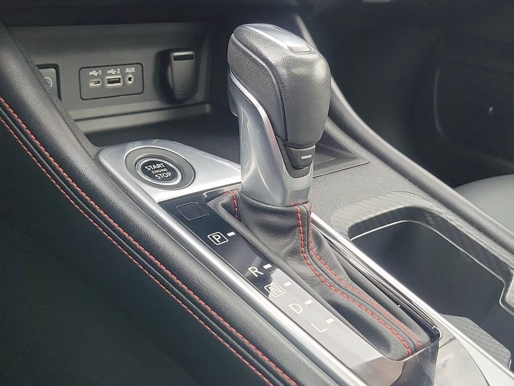 2024 Atlantic Gray Metallic/Super Black Nissan Sentra SR FWD Sedan