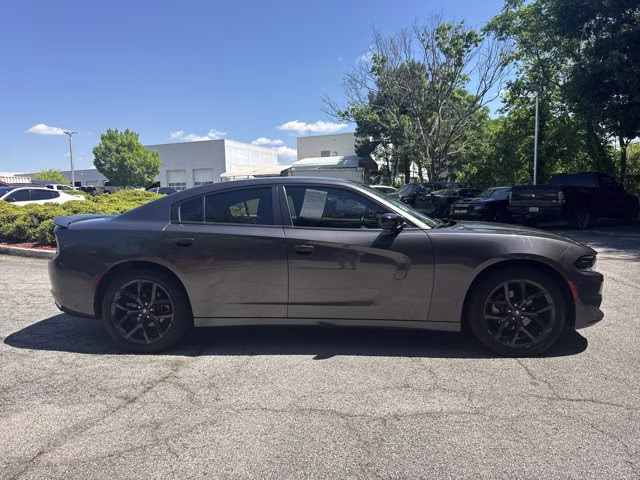 2022 Granite Pearlcoat Dodge Charger SXT RWD Sedan
