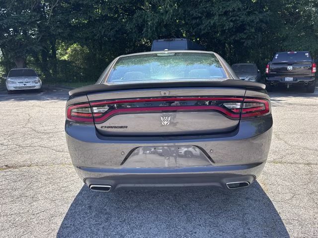 2022 Granite Pearlcoat Dodge Charger SXT RWD Sedan