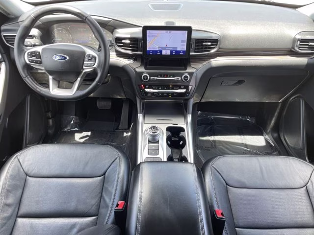2020 Black Metallic Ford Explorer Limited RWD SUV