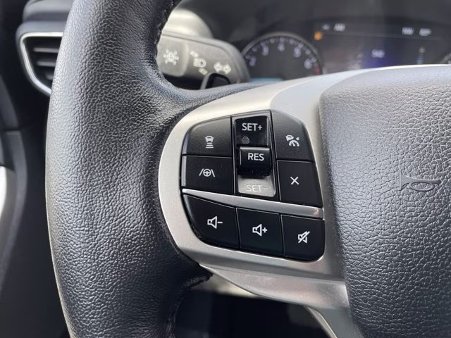 2020 Black Metallic Ford Explorer Limited RWD SUV
