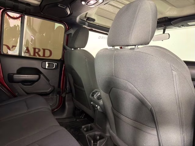 2022 Snazzberry Pearlcoat Jeep Wrangler Unlimited Willys 4X4 SUV