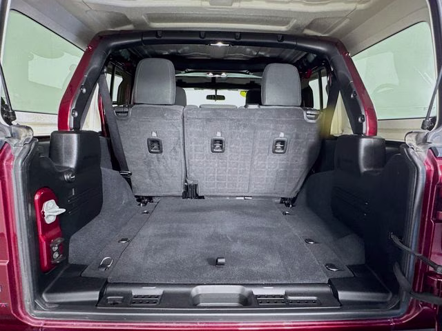 2022 Snazzberry Pearlcoat Jeep Wrangler Unlimited Willys 4X4 SUV