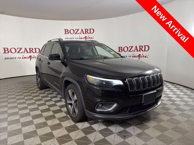 2019 Diamond Black Crystal Pearlcoat Jeep Cherokee Limited FWD SUV