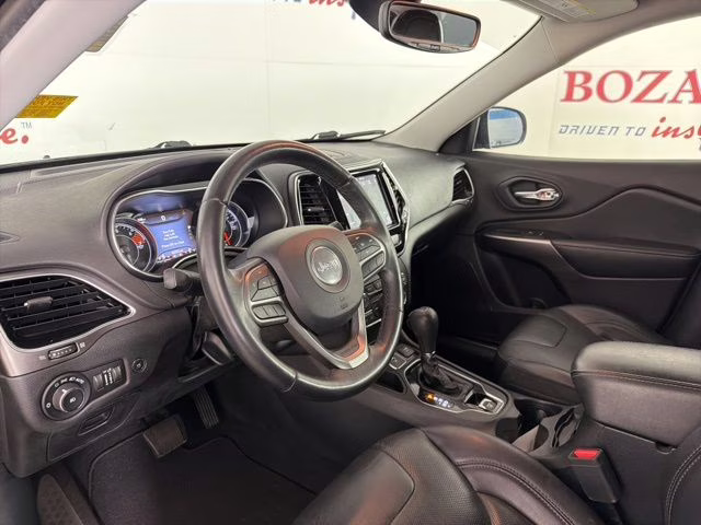 2019 Diamond Black Crystal Pearlcoat Jeep Cherokee Limited FWD SUV