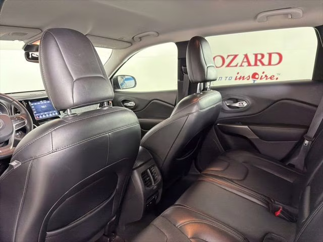 2019 Diamond Black Crystal Pearlcoat Jeep Cherokee Limited FWD SUV