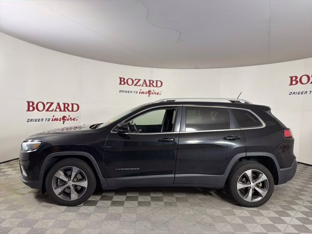 2019 Diamond Black Crystal Pearlcoat Jeep Cherokee Limited FWD SUV
