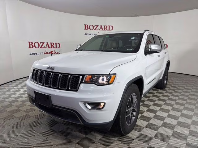 2017 Bright White Clearcoat Jeep Grand Cherokee Limited RWD SUV