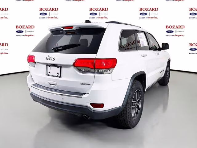 2017 Bright White Clearcoat Jeep Grand Cherokee Limited RWD SUV