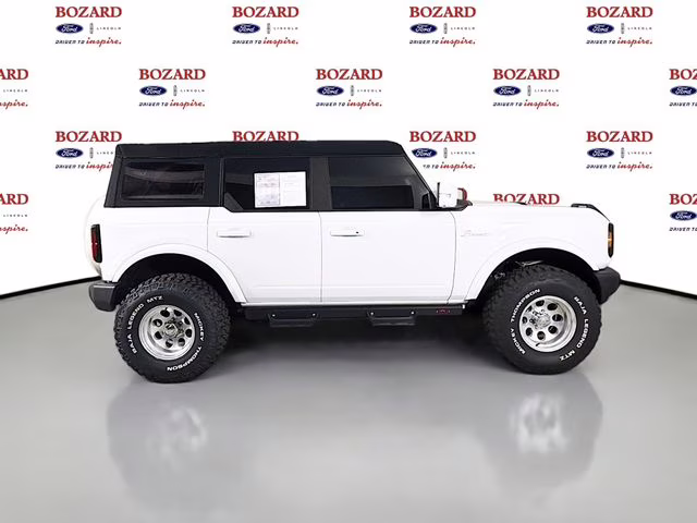 2023 Oxford White Ford Bronco Outer Banks 4X4 SUV
