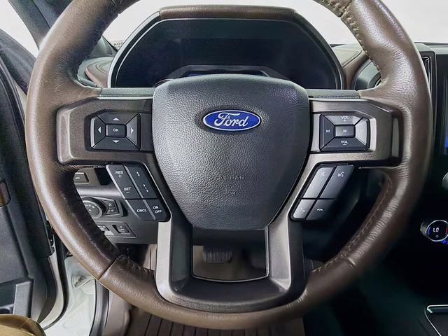 2021 White Metallic Ford Expedition Max King Ranch RWD SUV