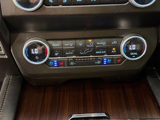 2021 White Metallic Ford Expedition Max King Ranch RWD SUV