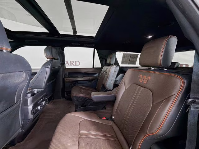 2021 White Metallic Ford Expedition Max King Ranch RWD SUV