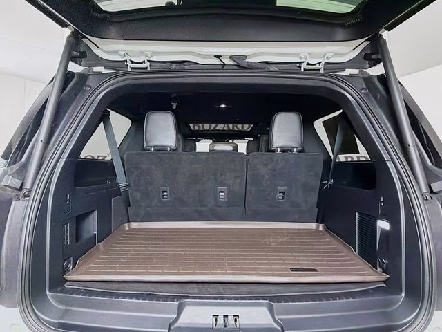 2021 White Metallic Ford Expedition Max King Ranch RWD SUV