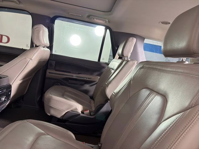 2020 White Metallic Ford Expedition Limited 4X4 SUV