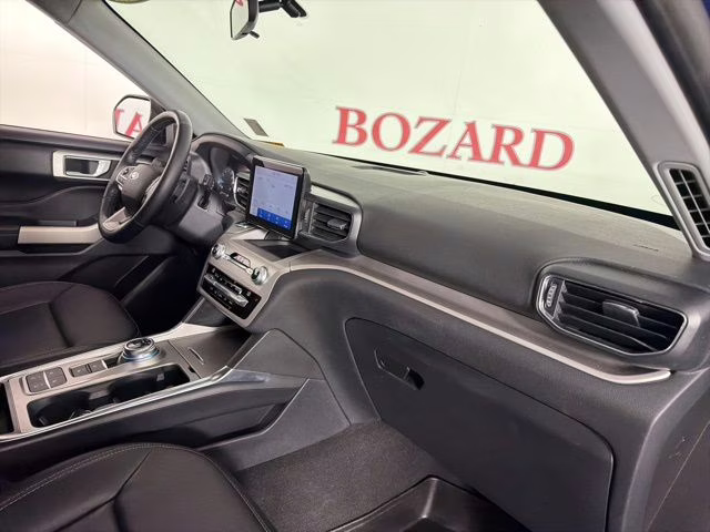 2020 Blue Metallic Ford Explorer XLT RWD SUV