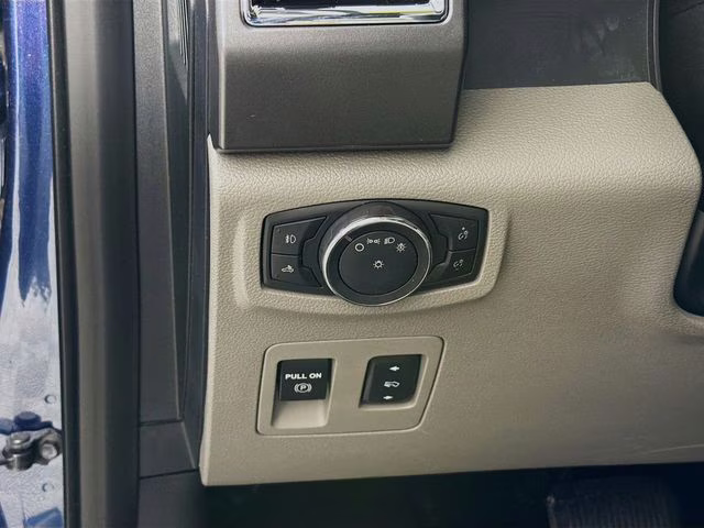 2016 Blue Ford F-150 XLT RWD Truck