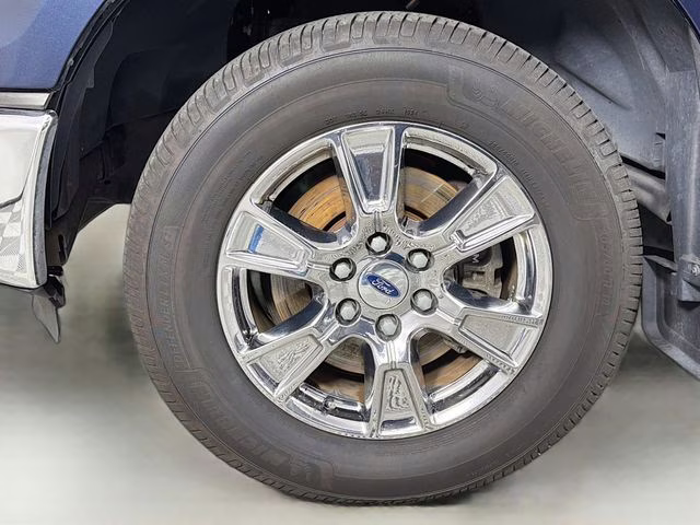 2016 Blue Ford F-150 XLT RWD Truck
