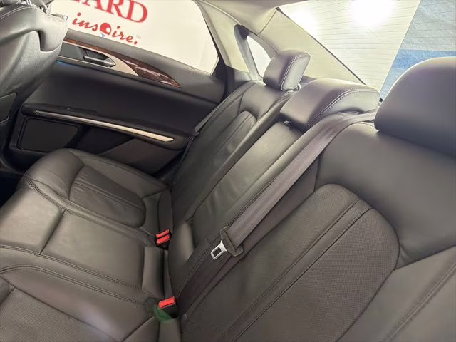 2013 Quartz Metallic Lincoln MKZ Base FWD Sedan