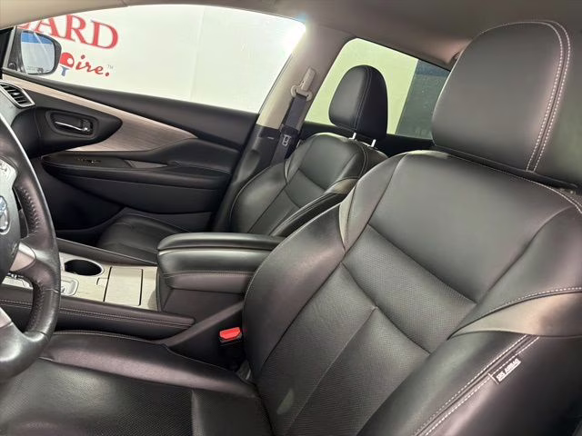 2017 Gun Metallic Nissan Murano SL FWD SUV