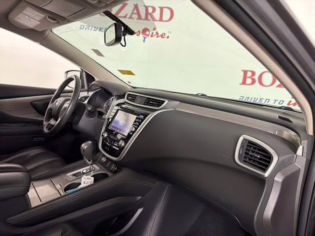 2017 Gun Metallic Nissan Murano SL FWD SUV